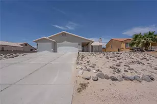 1925 E La Entrada Pl, Fort Mohave, AZ 86426 - Photo 1