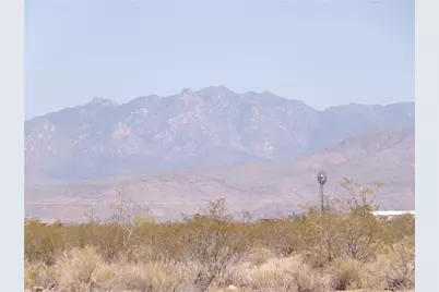 2565 S Pine Road, Golden Valley, AZ 86413 - Photo 1