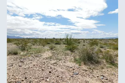 Lot 182 S Apache Rd, Yucca, AZ 86438 - Photo 1