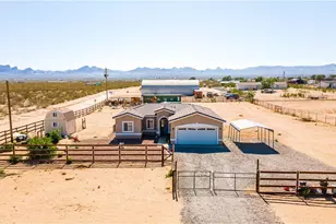 741 S Teddy Roosevelt Rd, Golden Valley, AZ 86413 - Photo 1