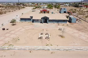 2991 W Walnut Creek Dr, Golden Valley, AZ 86413 - Photo 1