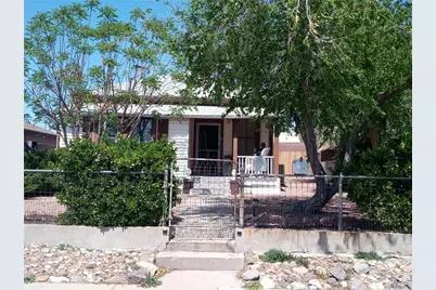107 E Oak Street, Kingman, AZ 86401 - Photo 1