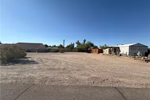 1627 Richardo Ave, Bullhead City, AZ 86442 - Photo 1