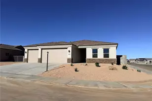 2813 E Cerro Vis, Kingman, AZ 86409 - Photo 1