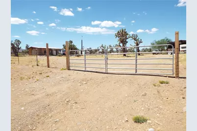 18677 N Remuda Drive, Dolan Springs, AZ 86441 - Photo 1