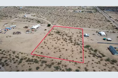 7536 W Vandergriff Drive, Golden Valley, AZ 86413 - Photo 1