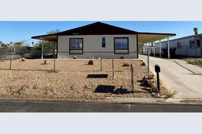 954 Roadrunner Drive, Bullhead City, AZ 86442 - Photo 1