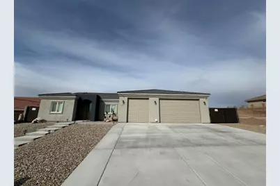 3471 Sunglow Drive, Bullhead City, AZ 86429 - Photo 1