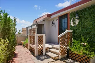 728 Swan Dr, Bullhead City, AZ 86442 - Photo 1