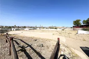 1650 Mesa Vista Dr, Bullhead City, AZ 86442 - Photo 1