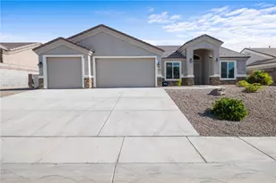 3386 Karen Ave, Kingman, AZ 86401 - Photo 1