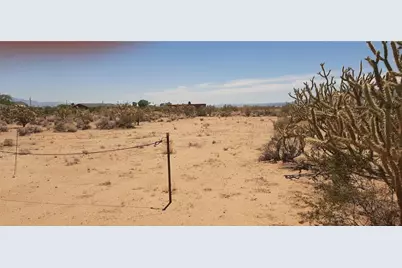 000 W Simon Drive, Golden Valley, AZ 86413 - Photo 1