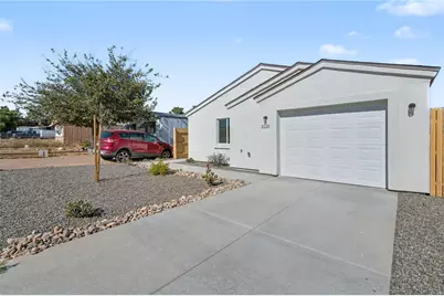 2125 E Butler Avenue, Kingman, AZ 86409 - Photo 1