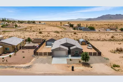 7856 E Rawhide Drive, Kingman, AZ 86401 - Photo 1