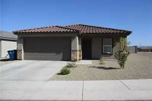 2487 Tapatio Dr, Bullhead City, AZ 86442 - Photo 1