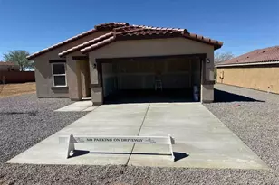 9341 N River Run Dr, Kingman, AZ 86401 - Photo 1