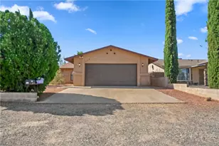 2026 Pacific Ave, Kingman, AZ 86401 - Photo 1