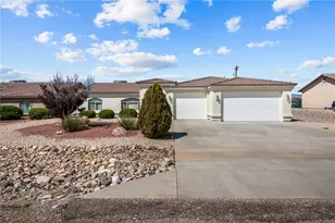 7073 E Stoneaxe Dr, Kingman, AZ 86401 - Photo 1