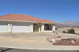 2356 McCormick Blvd, Bullhead City, AZ 86429 - Photo 1