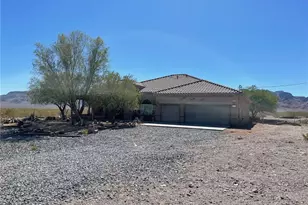 4353 S Opal Rd, Golden Valley, AZ 86413 - Photo 1