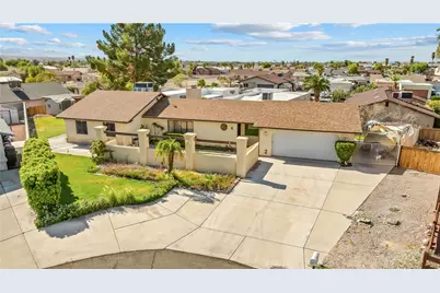 442 Riverfront Circle, Bullhead City, AZ 86442 - Photo 1