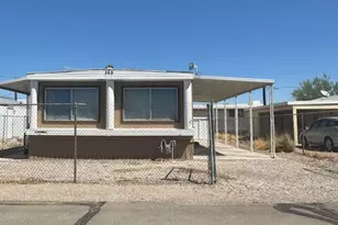 565 Harbor Dr, Bullhead City, AZ 86442 - Photo 1