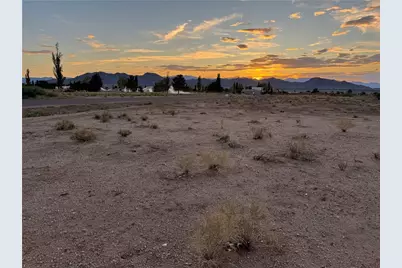 7717 E Monte Tesoro Drive, Kingman, AZ 86401 - Photo 1