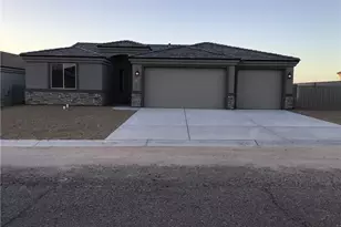 2220 E Moon Ridge Ln, Fort Mohave, AZ 86426 - Photo 1