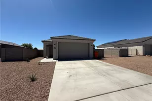 3270 E Farm Crst Ave, Kingman, AZ 86409 - Photo 1