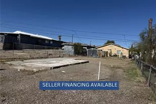 1923 Surf and Sand Dr, Bullhead City, AZ 86442 - Photo 1