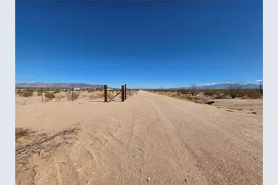 Tbd Golden Spur Road, Yucca, AZ 86438 - Photo 1