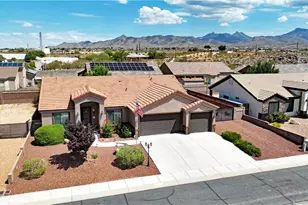 2070 Buena Vista Dr, Kingman, AZ 86401 - Photo 1