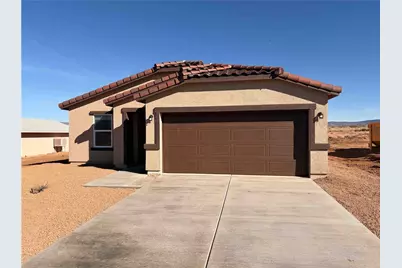 7535 E Vista Drive, Kingman, AZ 86401 - Photo 1
