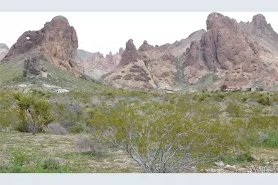 3417 S Tennessee Road, Golden Valley, AZ 86413 - Photo 1