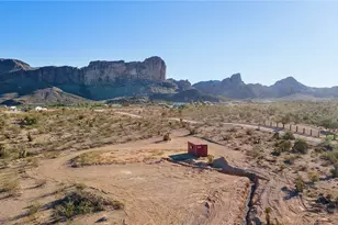 1662 S Granville Rd, Golden Valley, AZ 86413 - Photo 1