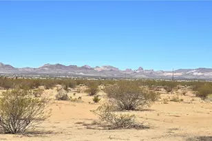 1205 S Teddy Roosevelt Rd, Golden Valley, AZ 86413 - Photo 1