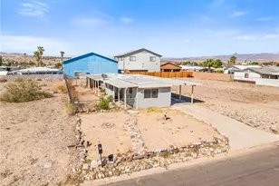 831 Turney Dr, Bullhead City, AZ 86442 - Photo 1