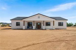 854 S Salt Pl, Golden Valley, AZ 86413 - Photo 1