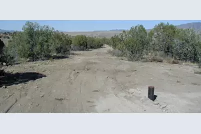 19531 E Wagon Master Drive, Wikieup, AZ 85360 - Photo 1