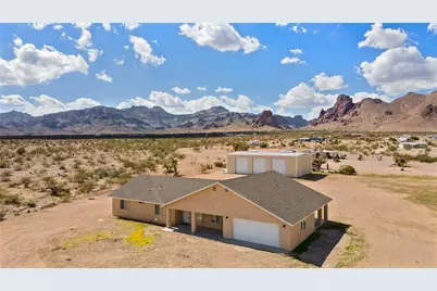 2949 S Chiricahua Road, Golden Valley, AZ 86413 - Photo 1