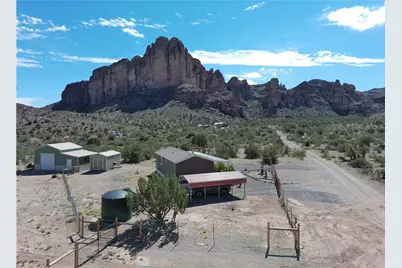 1886 S Ganado Road, Golden Valley, AZ 86413 - Photo 1