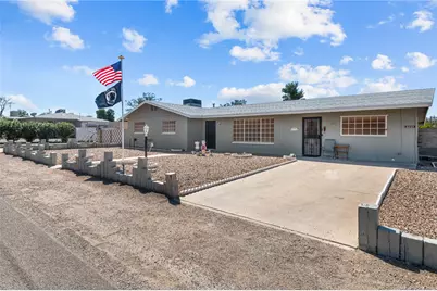 2209 Los Angeles Street, Kingman, AZ 86401 - Photo 1