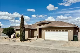 3842 Legacy Dr, Kingman, AZ 86409 - Photo 1