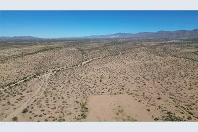 10.12 Ac Unkar Drive, Golden Valley, AZ 86413 - Photo 1