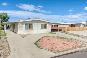 815 Stahlman Dr, Bullhead City, AZ 86442 - Photo 1