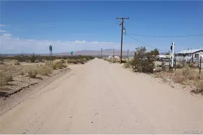 000 Dolan, Dolan Springs, AZ 86441 - Photo 1