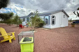 18305 N Lost Mine Dr, Dolan Springs, AZ 86441 - Photo 1