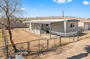 1947 Clearwater Dr, Bullhead City, AZ 86442 - Photo 1