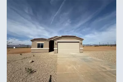 407 S Lochiel Road, Golden Valley, AZ 86413 - Photo 1