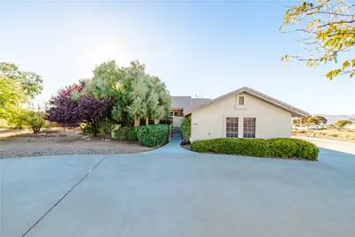 2127 Pawnee Drive, Kingman, AZ 86401 - Photo 1